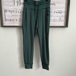 HALARA Green Striped Leggings